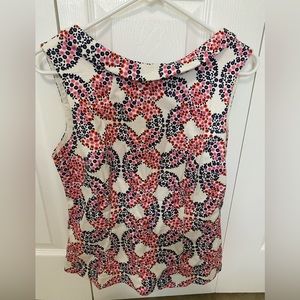 Sleeveless collar floral top